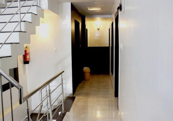 Hotel O Aditya Palace Bhopal Exterior foto